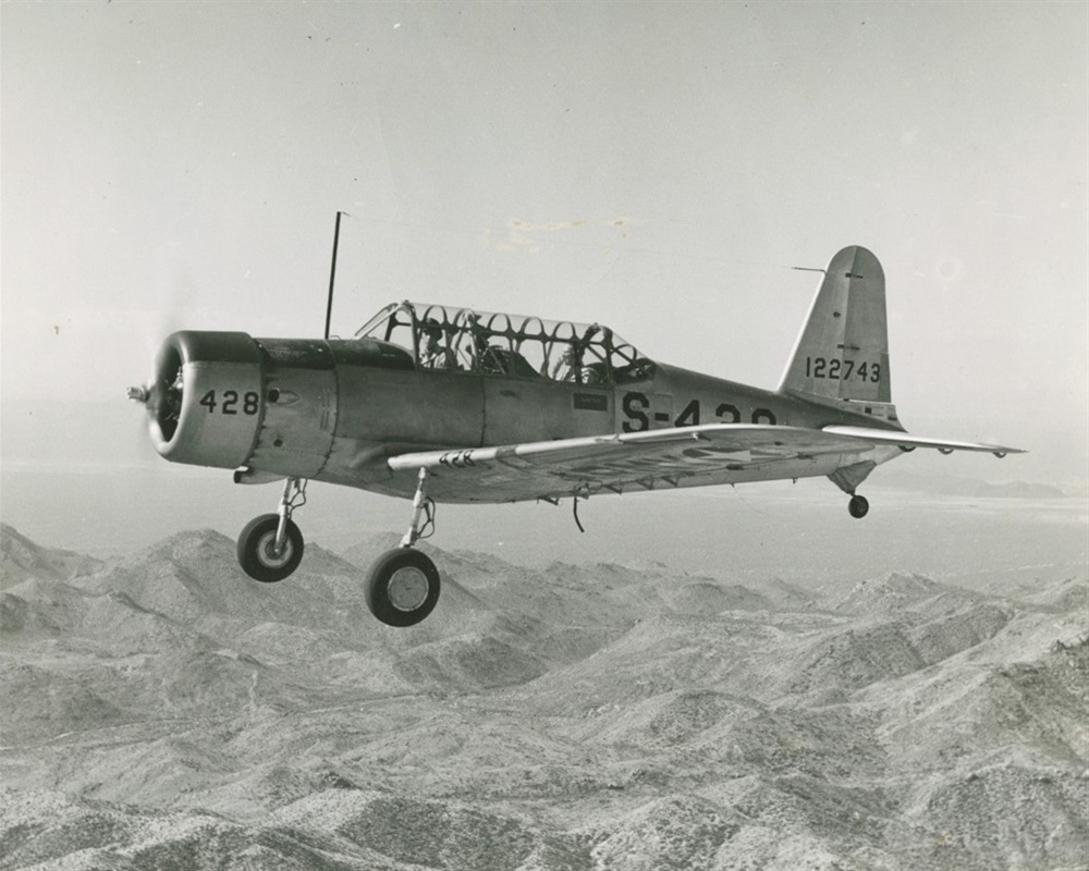 Point-10_AT-6_Arizona-Historical-Society.jpg