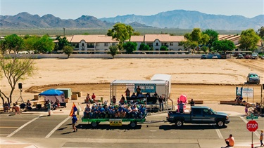 Sundowners 4H parade entry in front of judging station